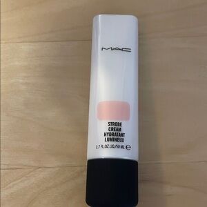 New - never used MAC Strobe Cream Hydratant Pinklite Lumineux